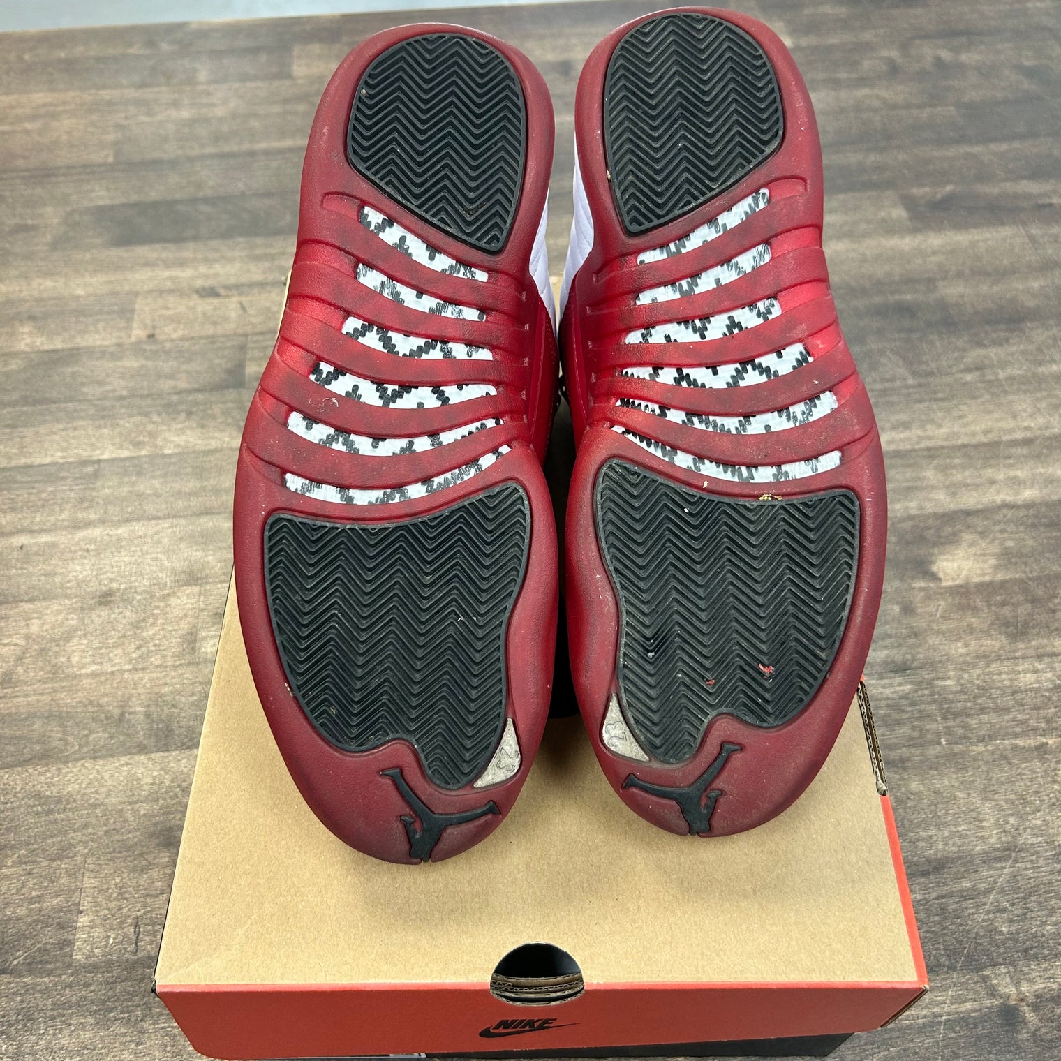 Cherry Jordan 12 (USED)