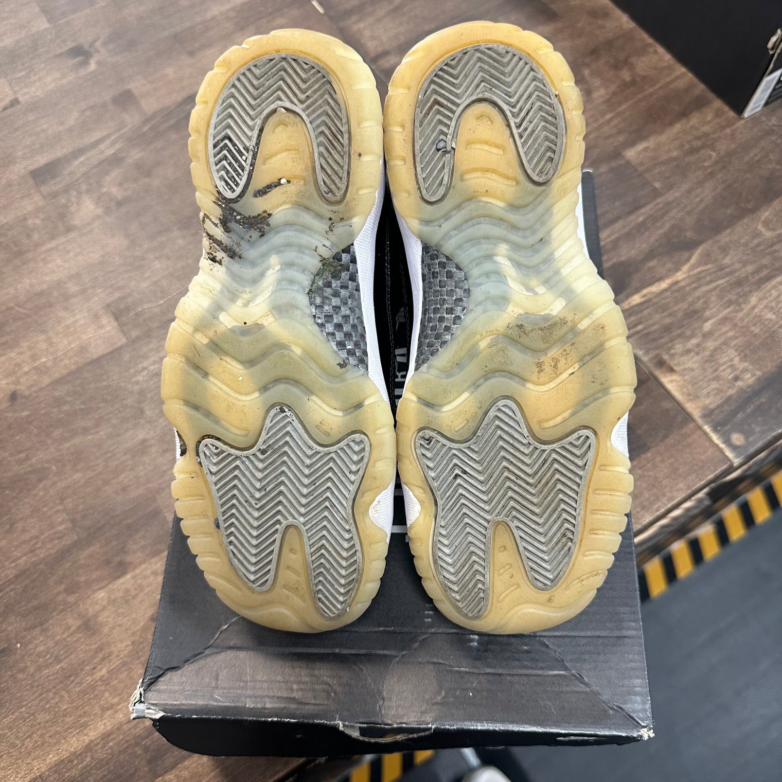 Jubilee Jordan 11 (GS) (USED)