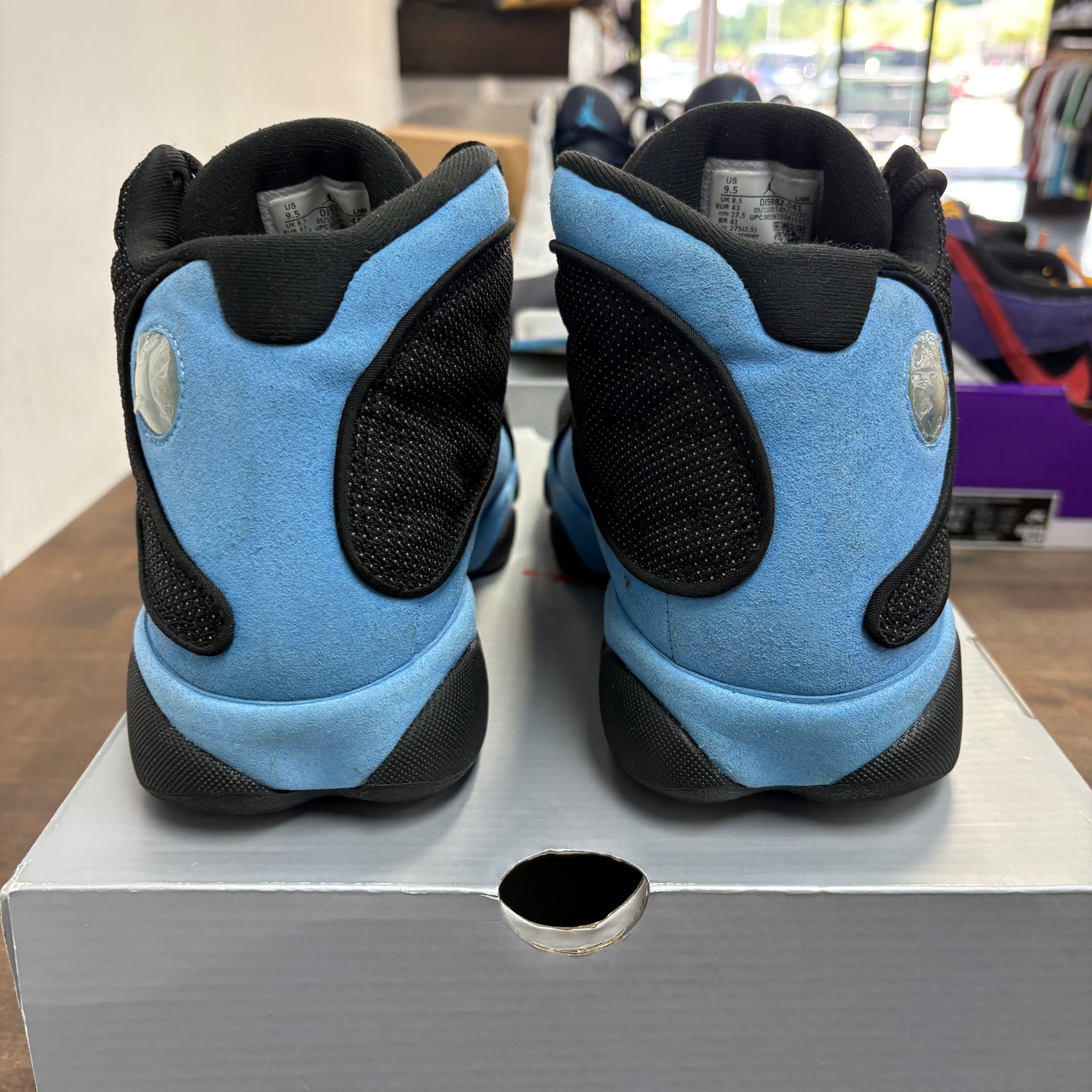 Black University Blue Jordan 13 (USED)