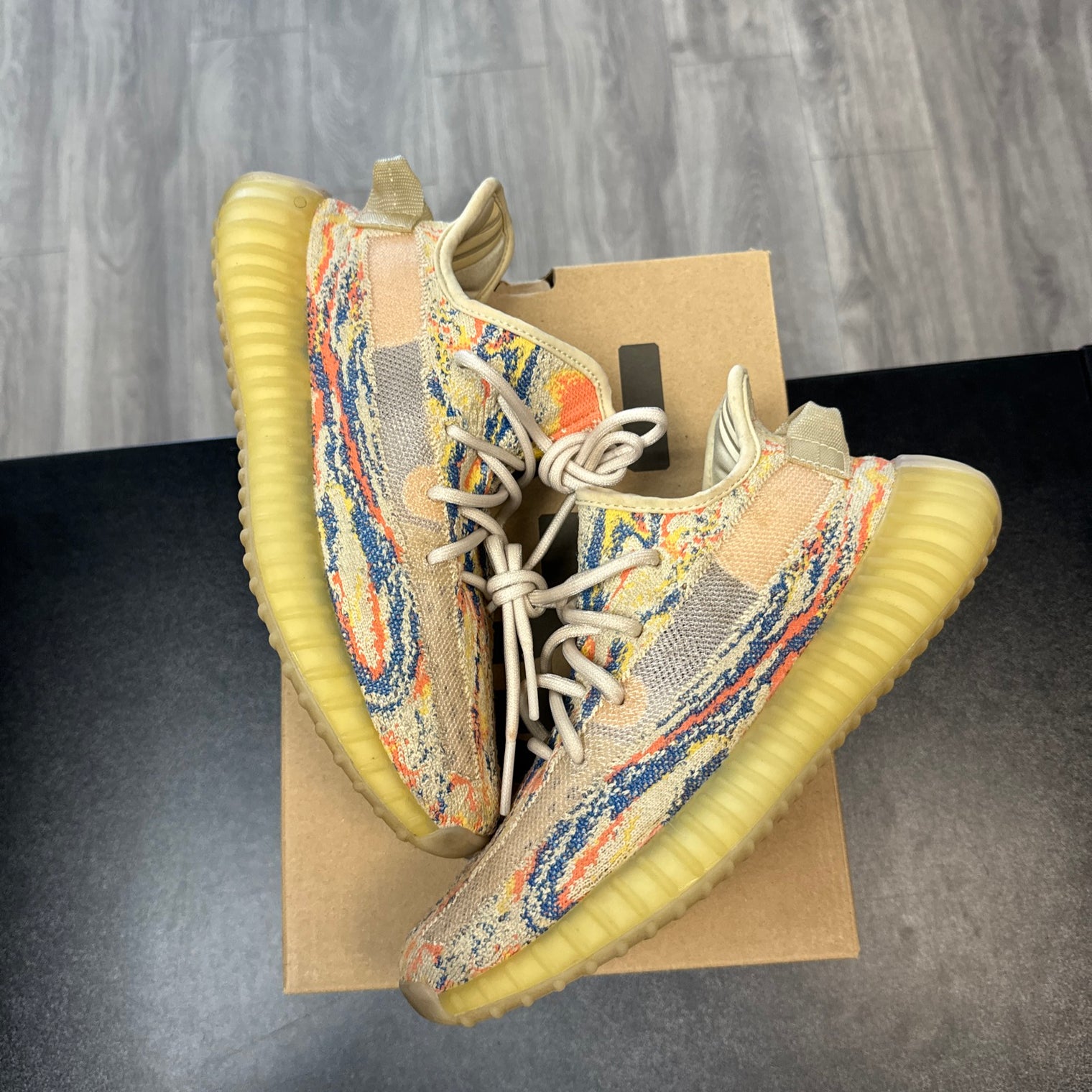 Mx Oat Yeezy 350 (USED)