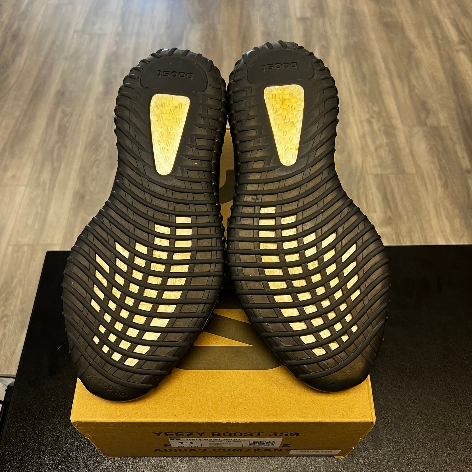 Static Yeezy Boost 350 V2 (Non-reflective) (USED)