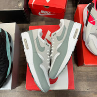White Mica Green Nike Air Max 1 (USED)
