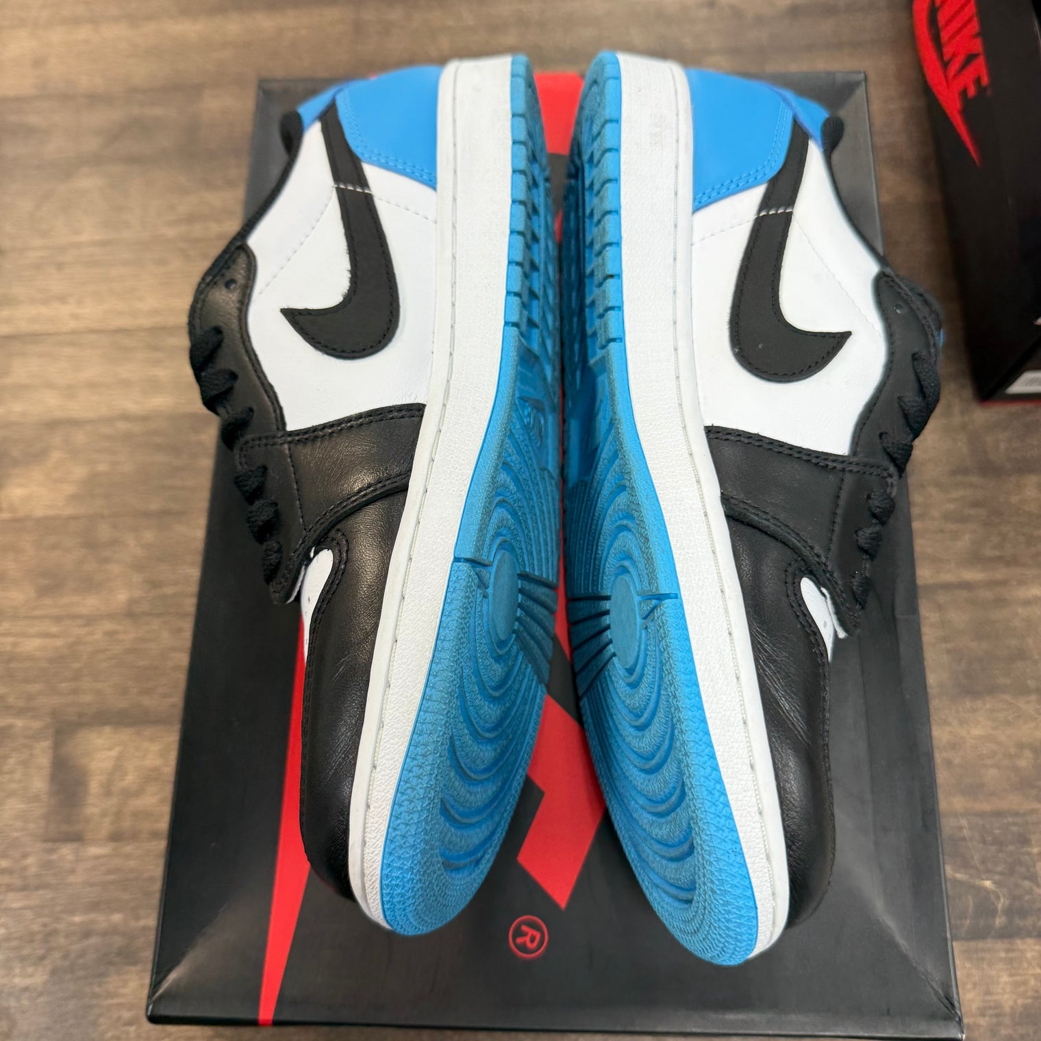 Powder Blue Jordan 1 Low OG (USED)