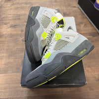Neon 95 Jordan 4 Retro (USED)