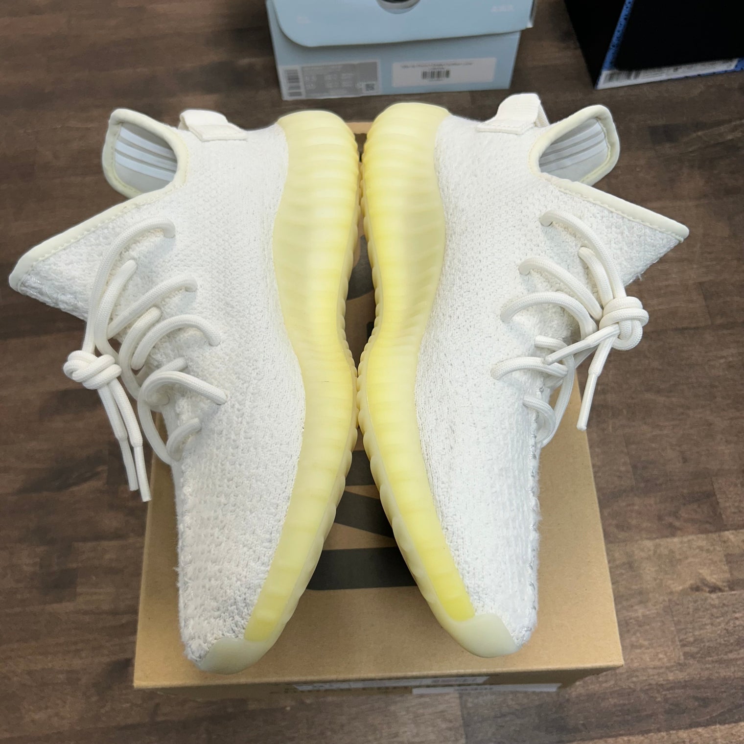 Bone Yeezy 350 (USED)