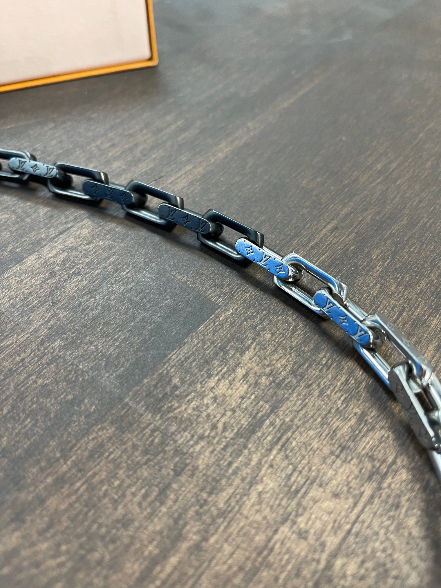 Louis Vuitton Monogram Chain Necklace (USED)