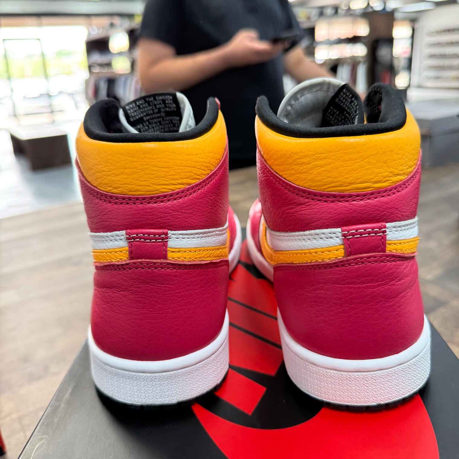 Fusion Red Jordan 1 High (USED)