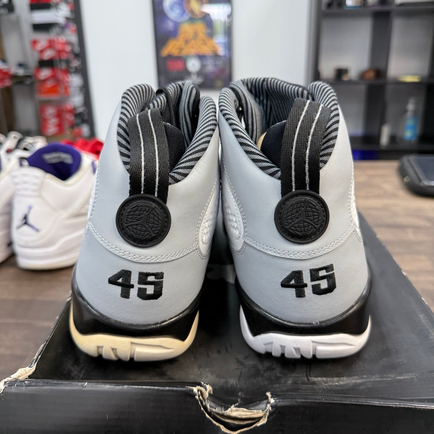 Barons Jordan 9 Retro (USED)