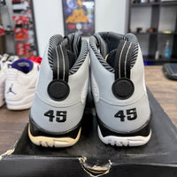 Barons Jordan 9 Retro (USED)