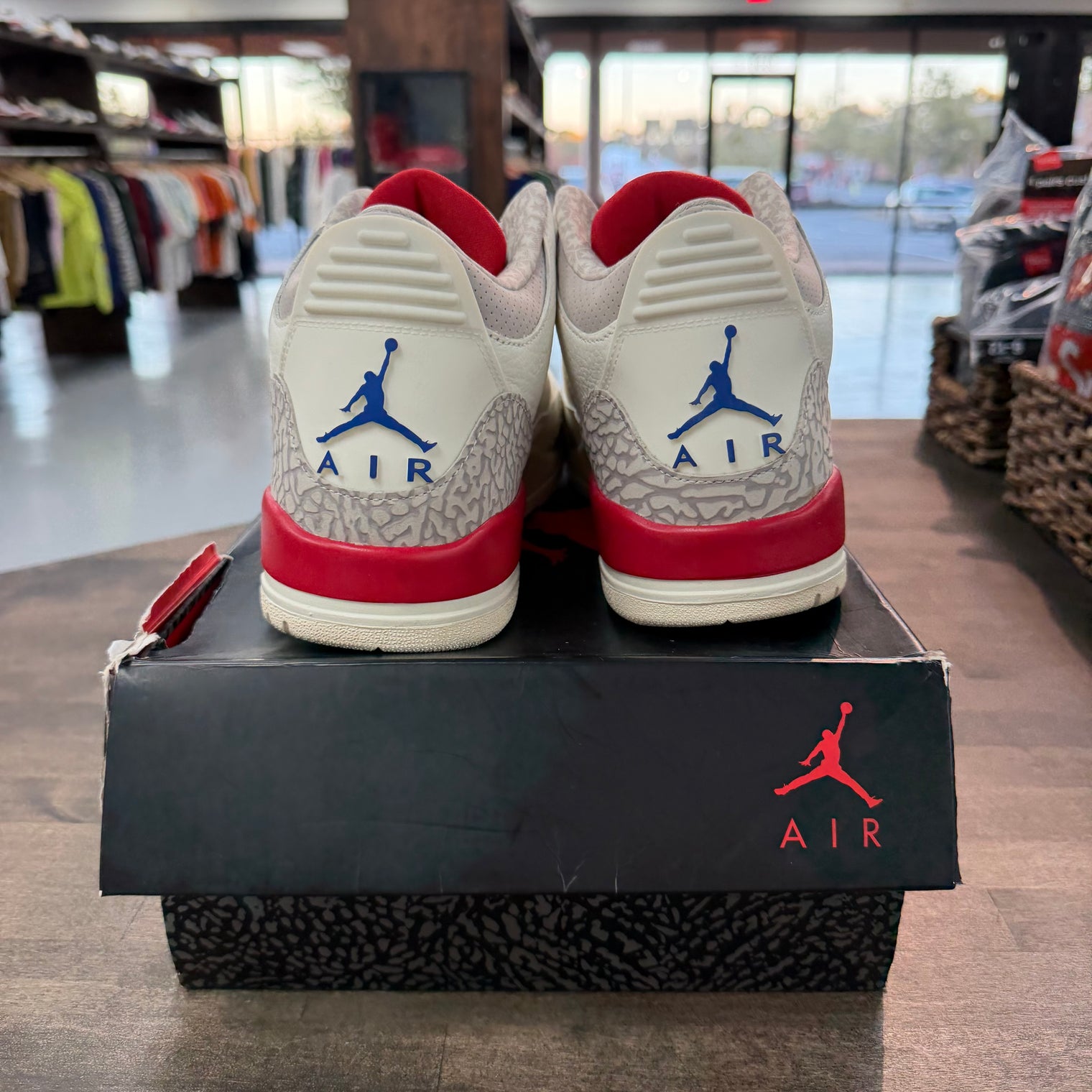 International Flight Jordan 3 Retro (USED, Replacement Box)