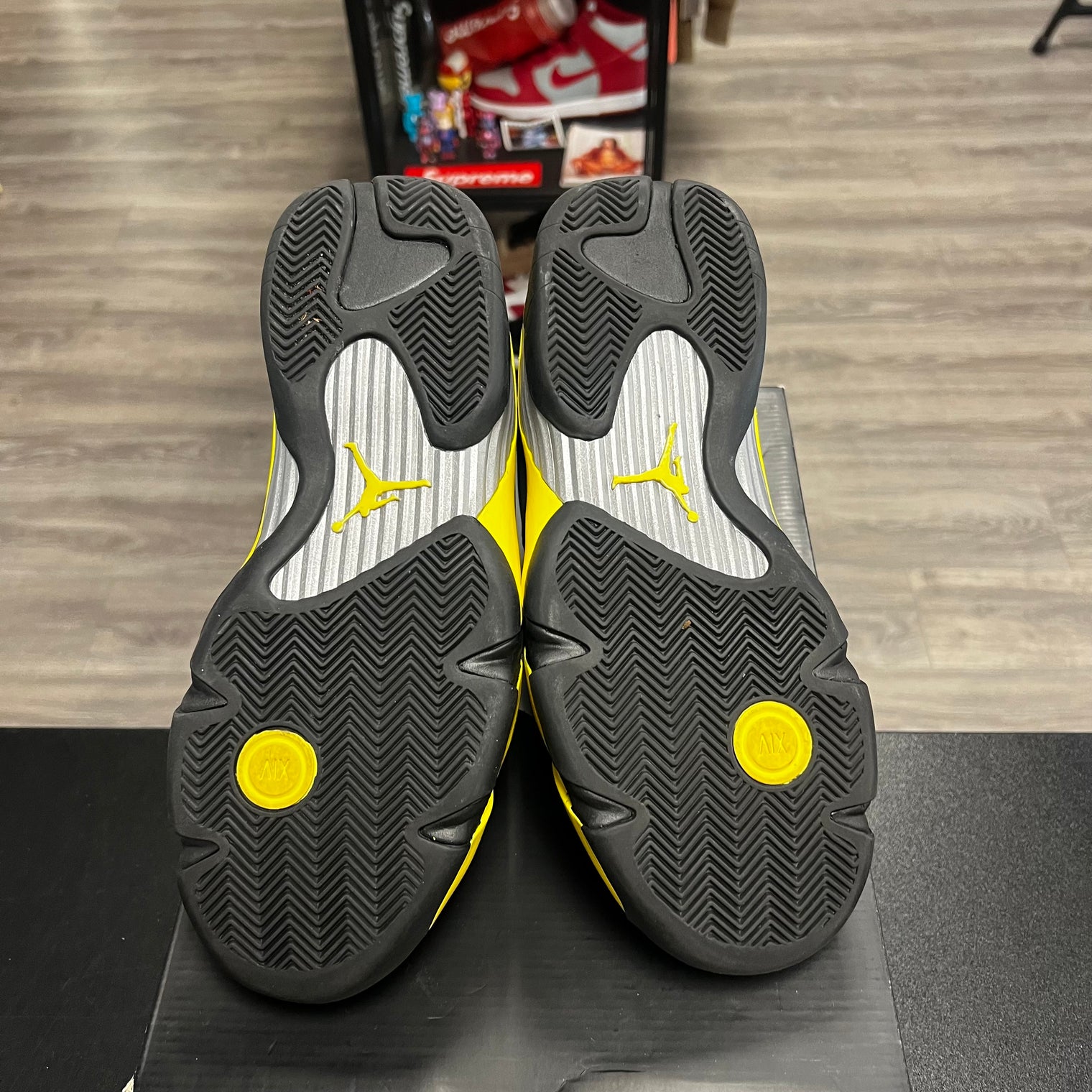 Thunder Jordan 14 Retro (USED)