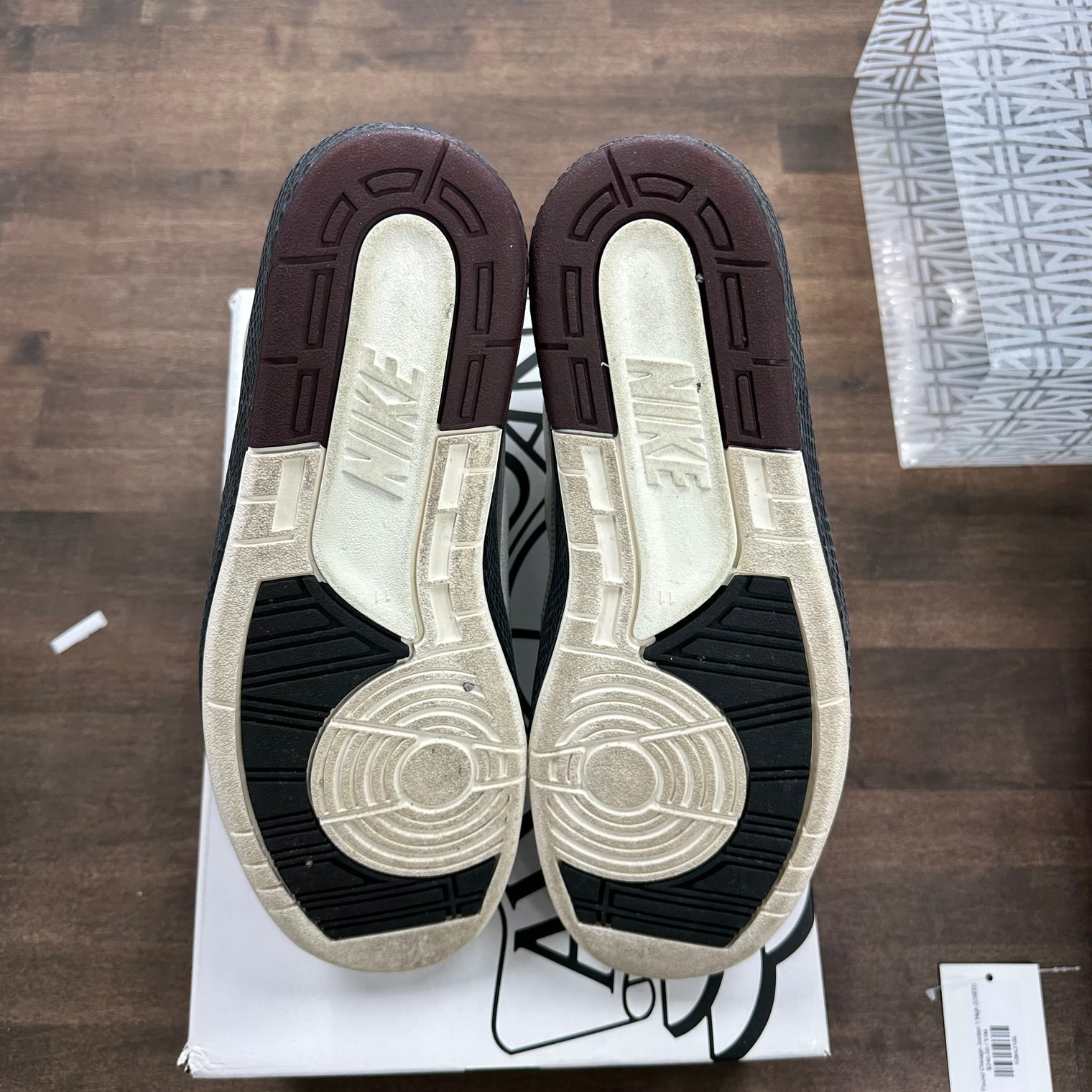 A Ma Maniere Jordan 2 Retro (USED)