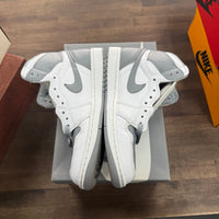 Stealth Jordan 1 Retro High OG (USED)