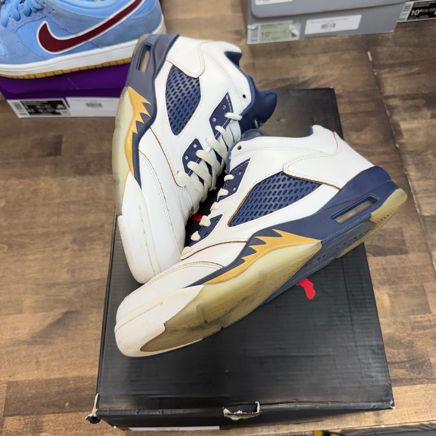 Dunk From Above Jordan 5 Retro Low (USED, Replacement Box)