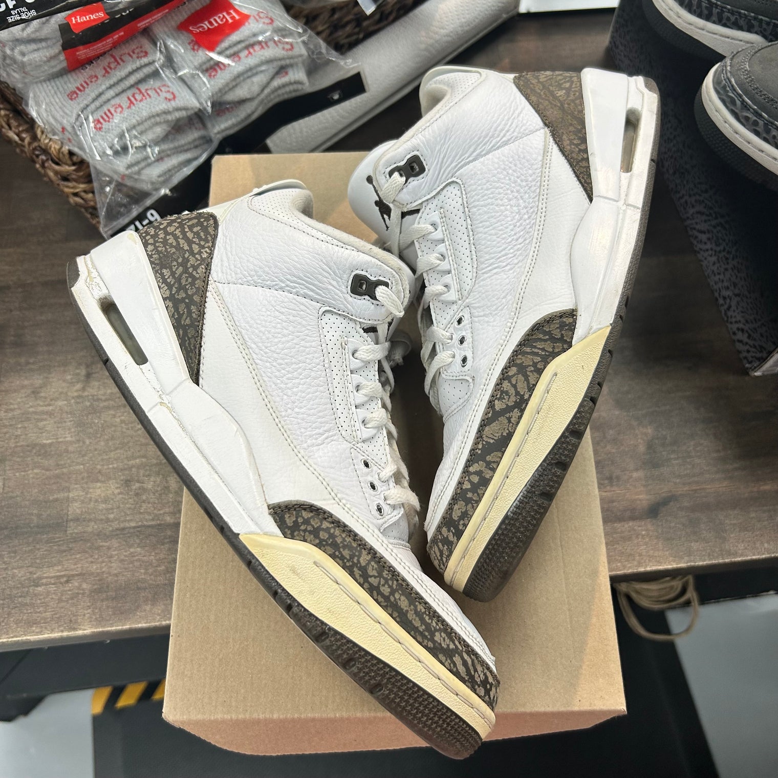 Mocha Jordan 3 (2018) (USED, No Box)