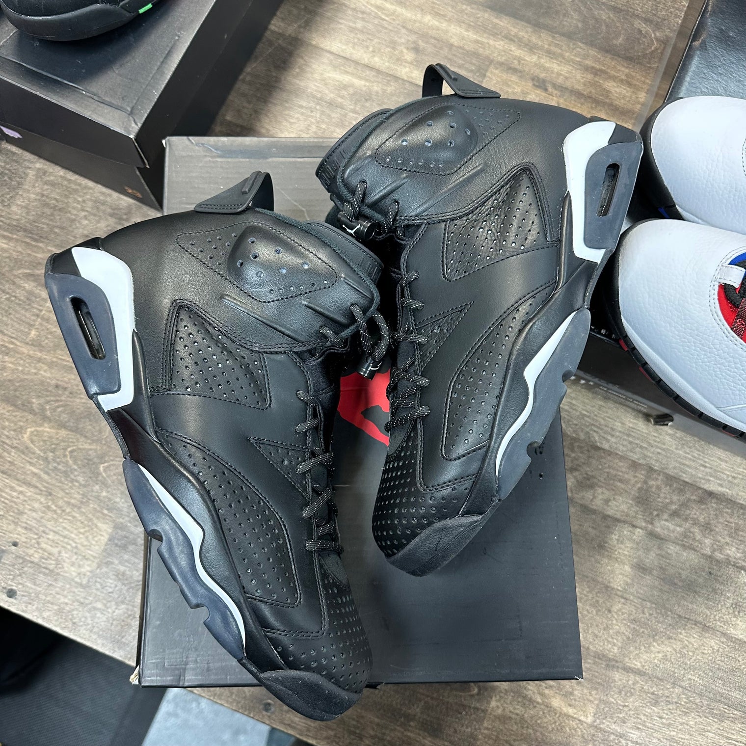Jordan 6 Retro Black Cat (USED)