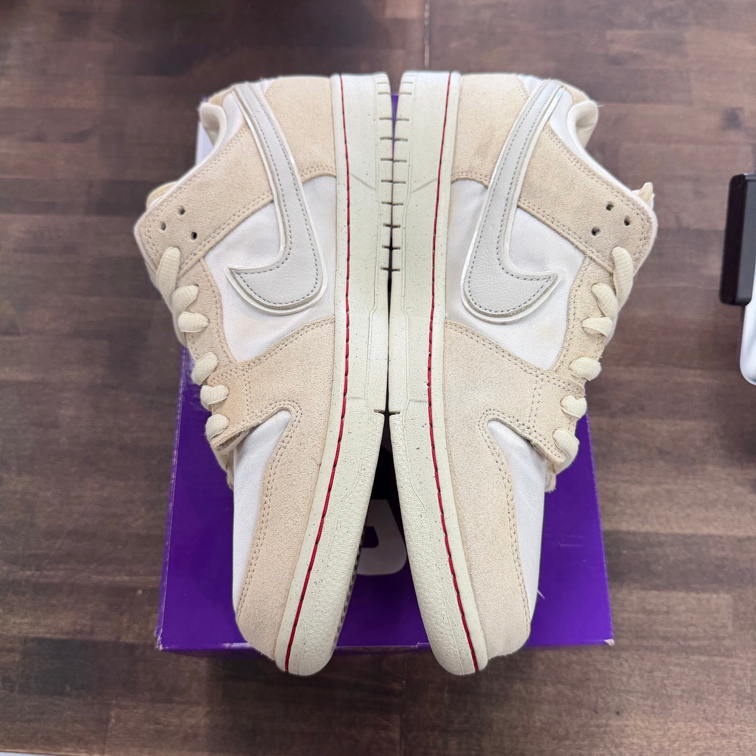 City of Love SB Dunk Low Light Bone (USED)