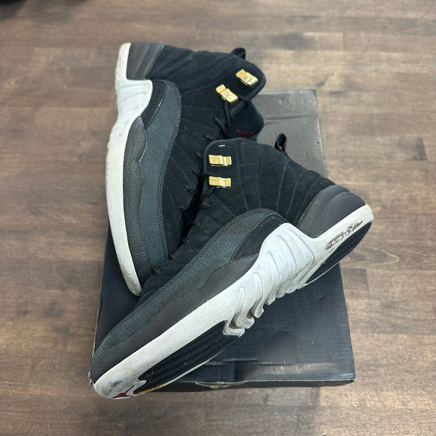 Reverse Taxi Jordan 12 (GS) (USED)