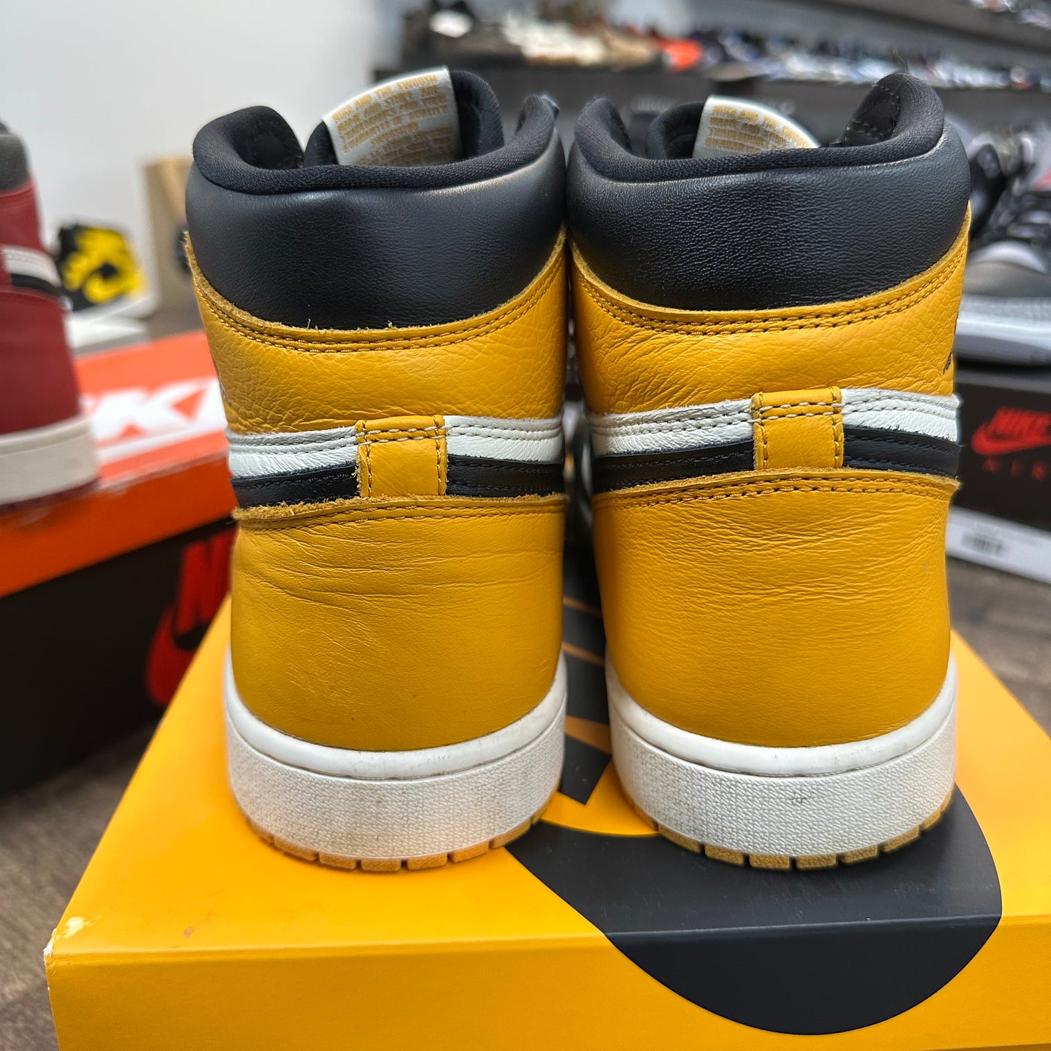 Taxi Yellow Toe Jordan 1 High (USED)