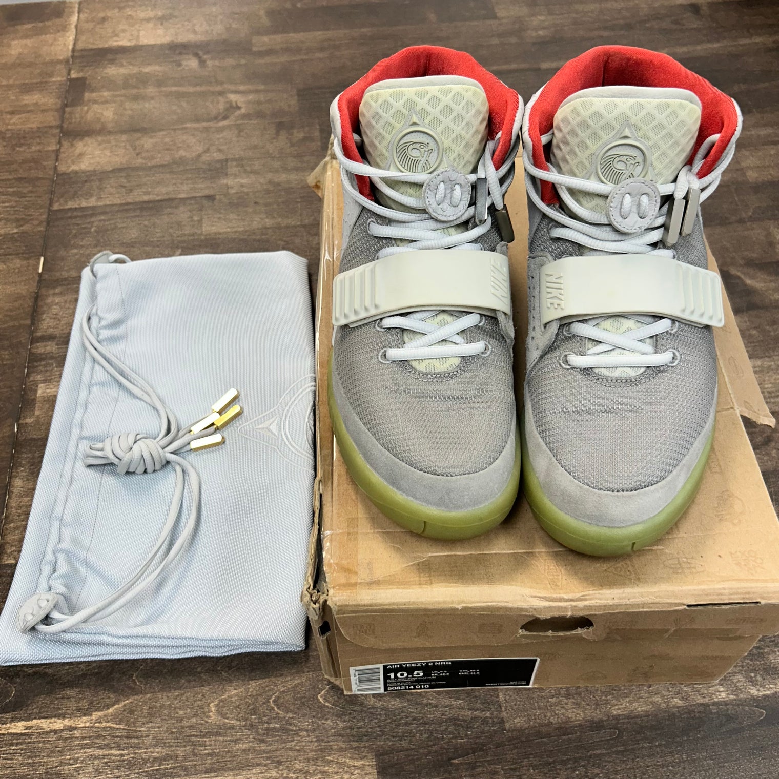 Nike Air Yeezy 2 Pure Platinum (USED)