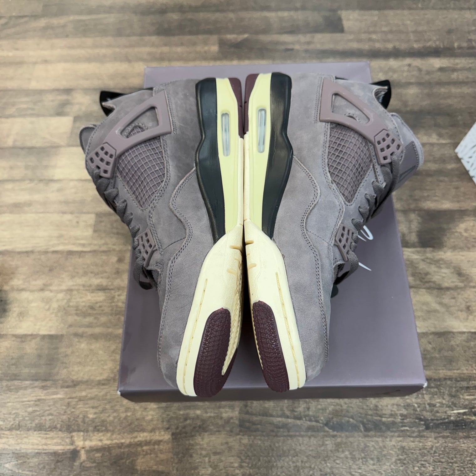 A Ma Maniere Violet Ore Jordan 4 Retro (USED)