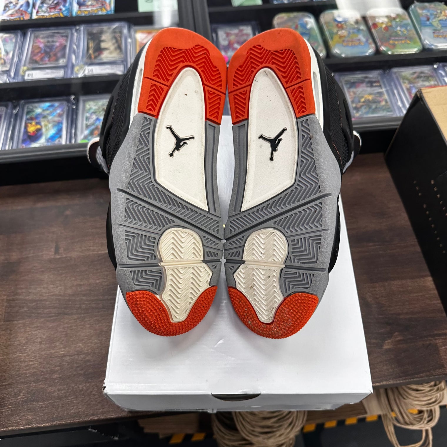 (W) Starfish Jordan 4 (USED)
