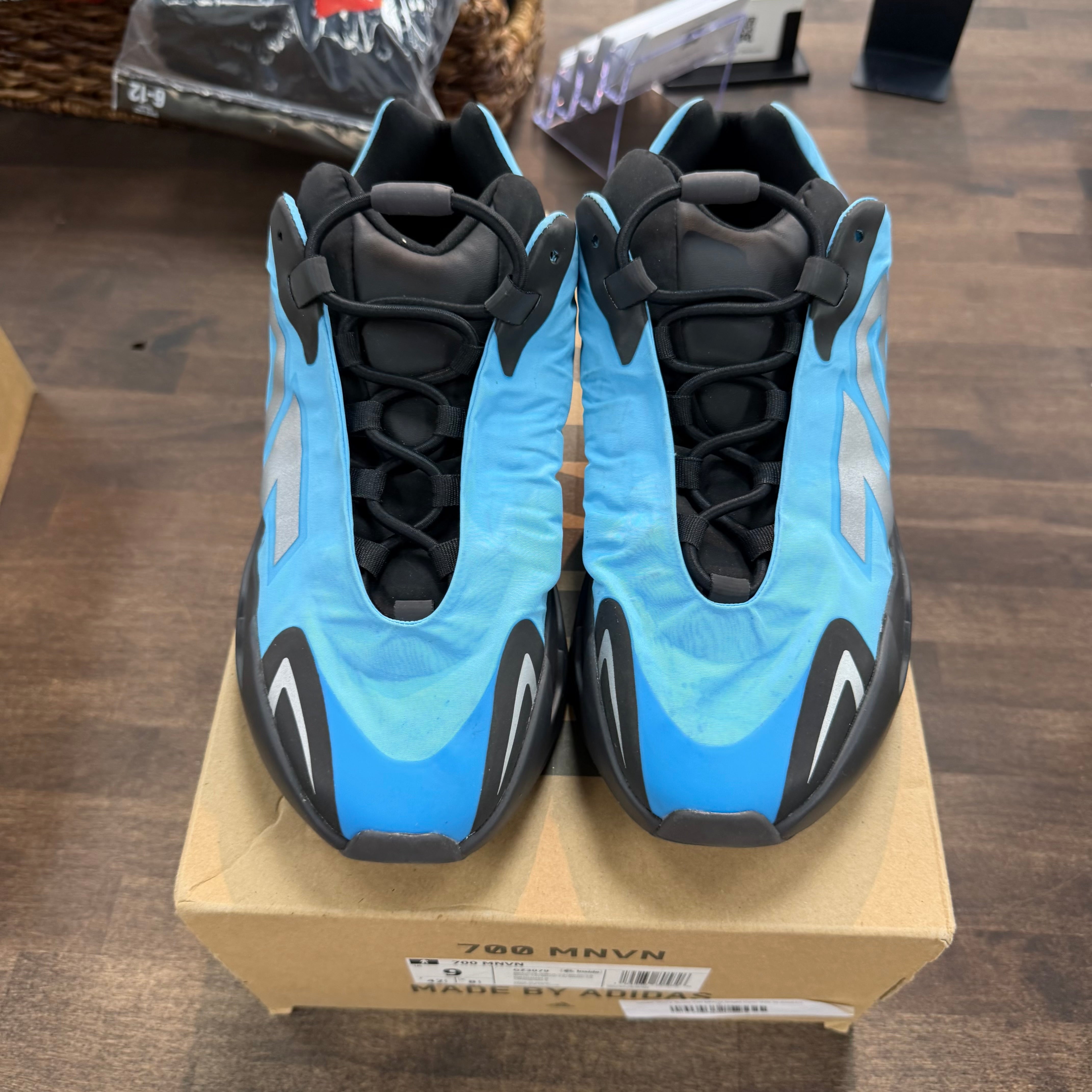 adidas Yeezy Boost 700 MNVN Bright Cyan (US 9) (USED) Size 9 (Pre-Owned) - Image 2