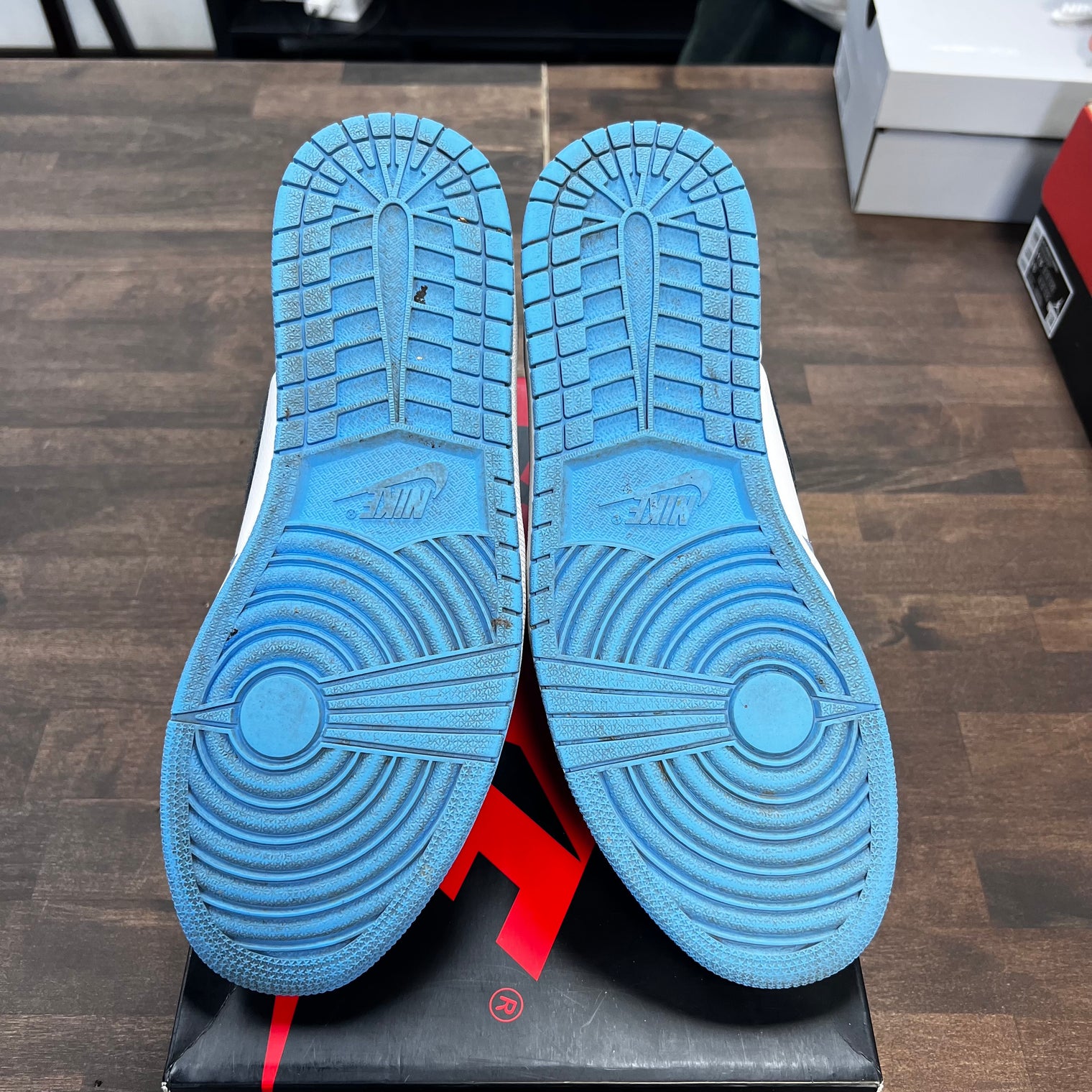 University Blue Jordan 1 High (USED)