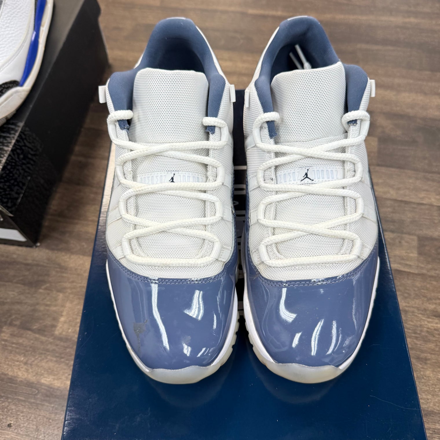 Diffused Blue Jordan 11 (USED)
