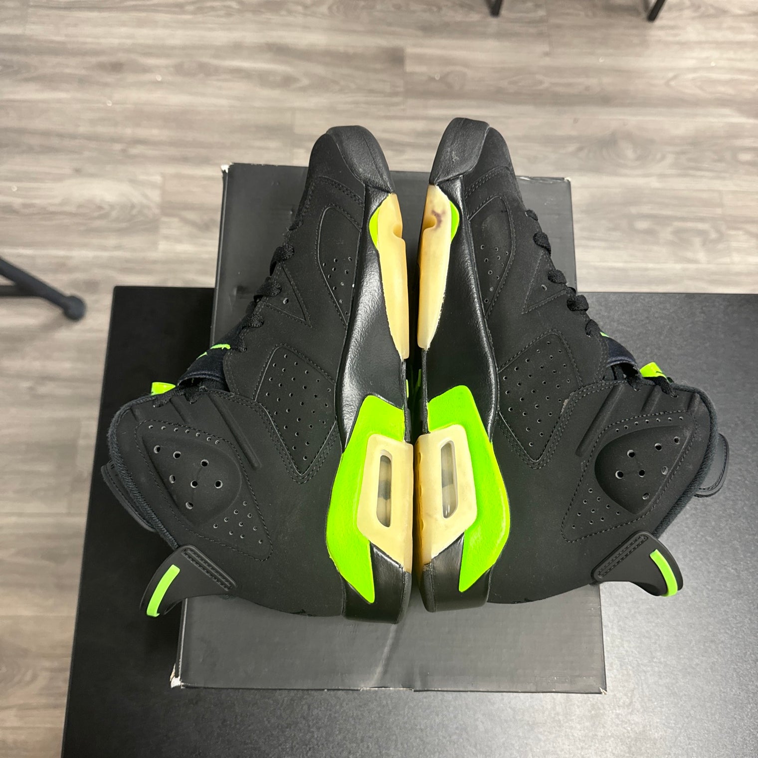 Electric Green Jordan 1 High (USED)