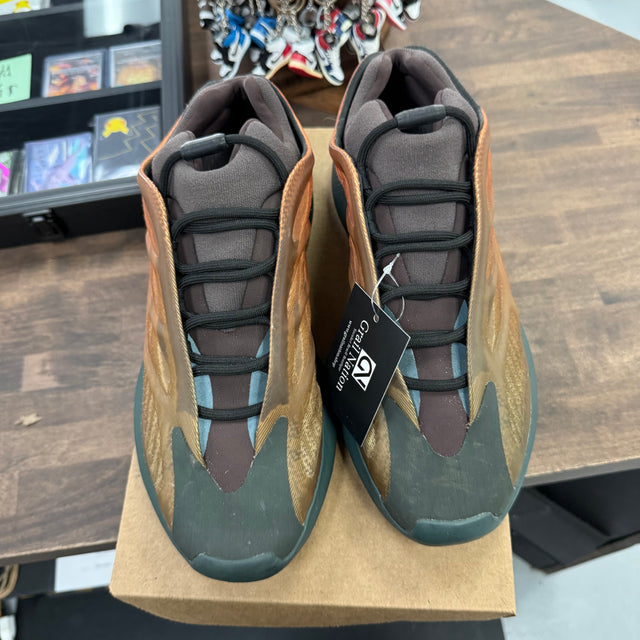 Copper Fade Yeezy 700 V3 (USED,No Box)