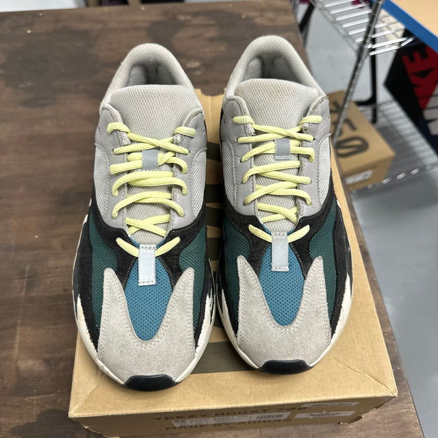 Wave Runner Yeezy 700 (USED)