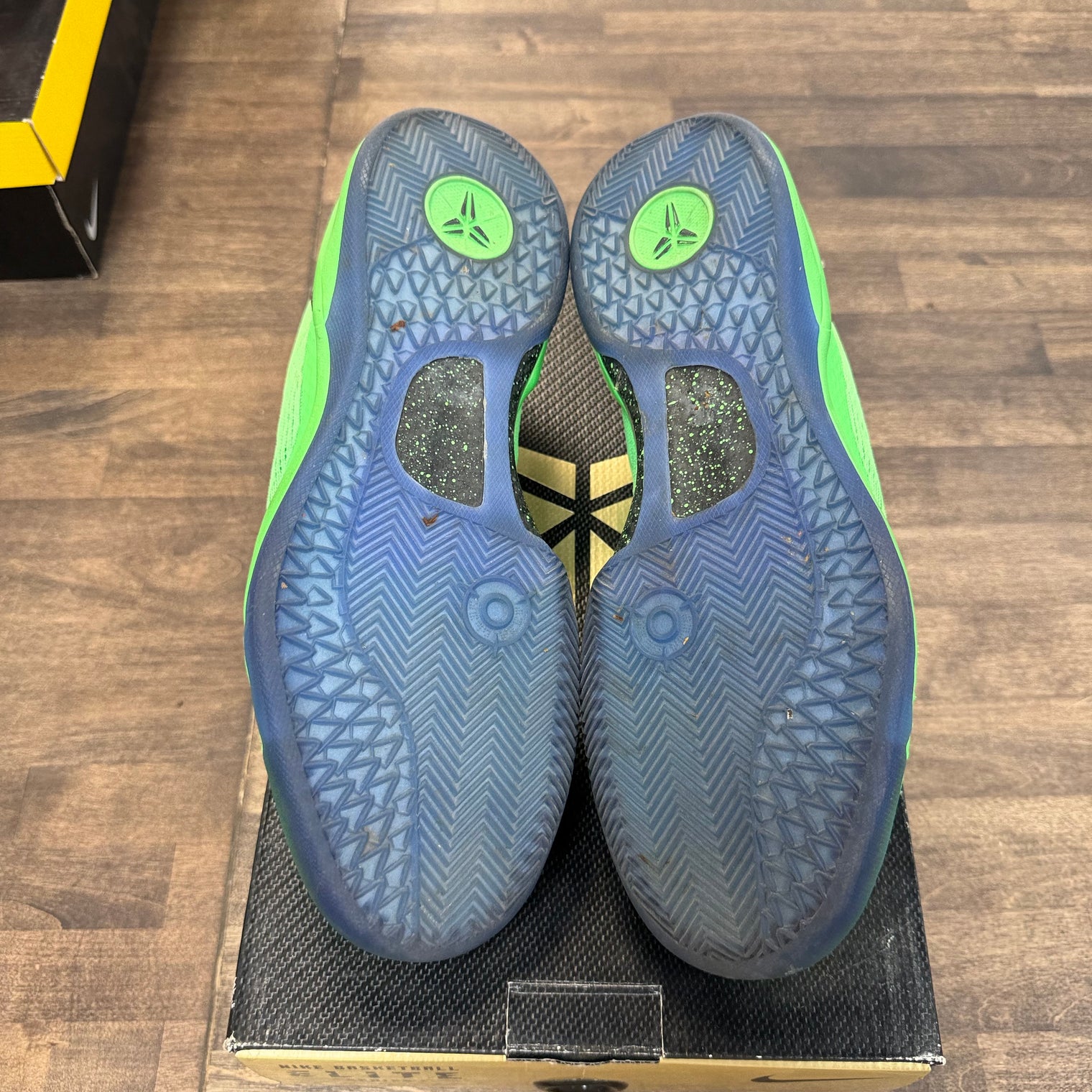 Superhero Nike Kobe 8 Elite (USED)