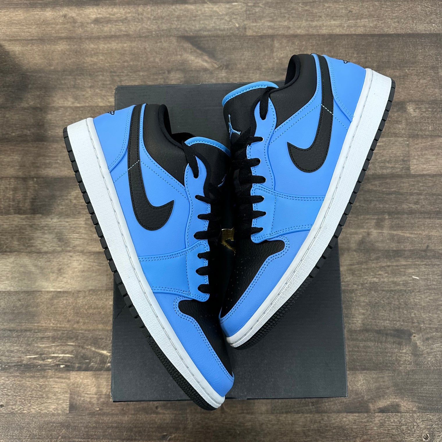 Jordan 1 Low University Blue Black (US 11) (USED)