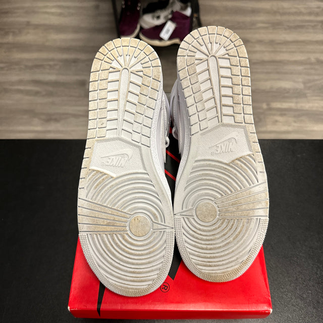 Neutral Grey 85 Jordan 1 High (USED)