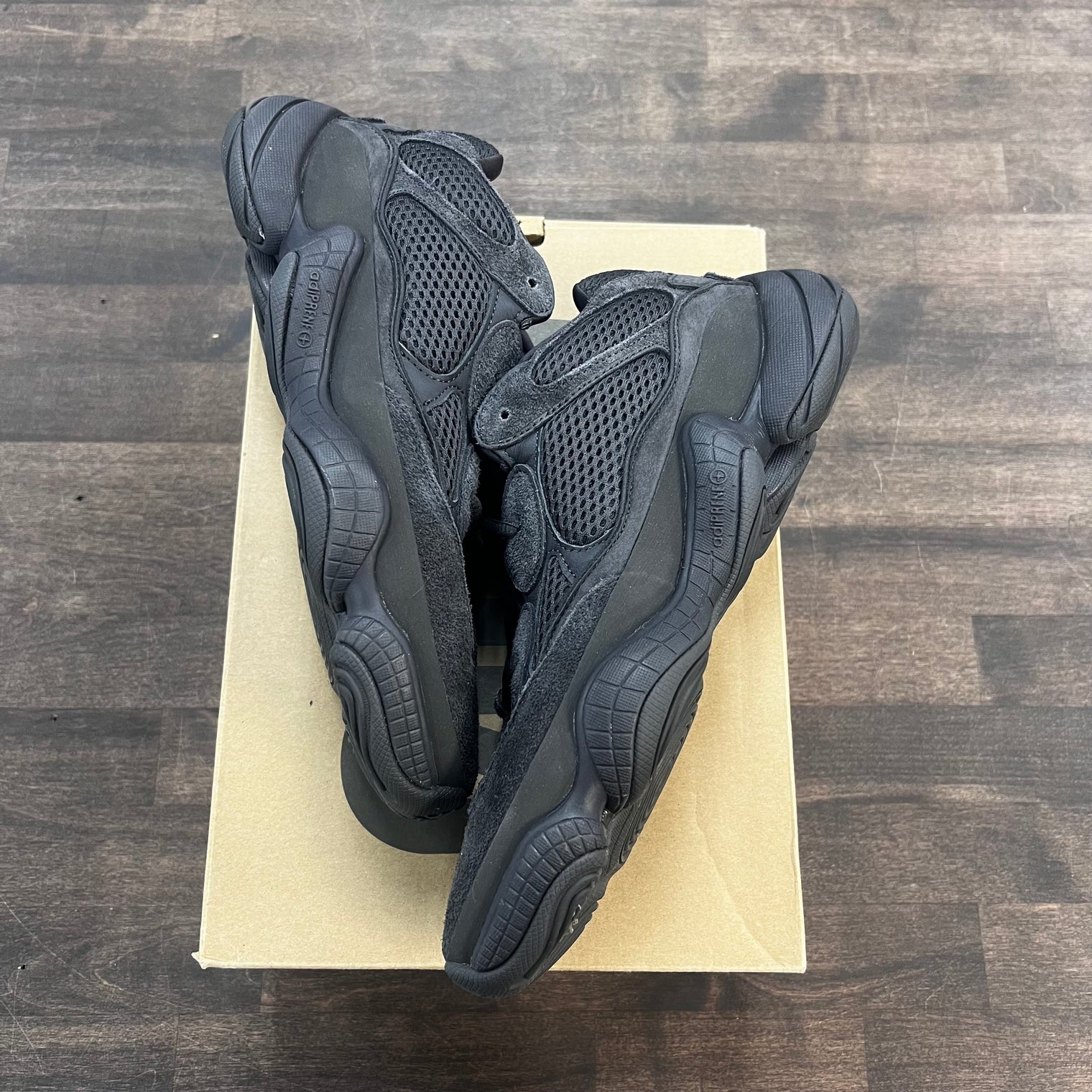 Utility Black Yeezy 500 (USED)
