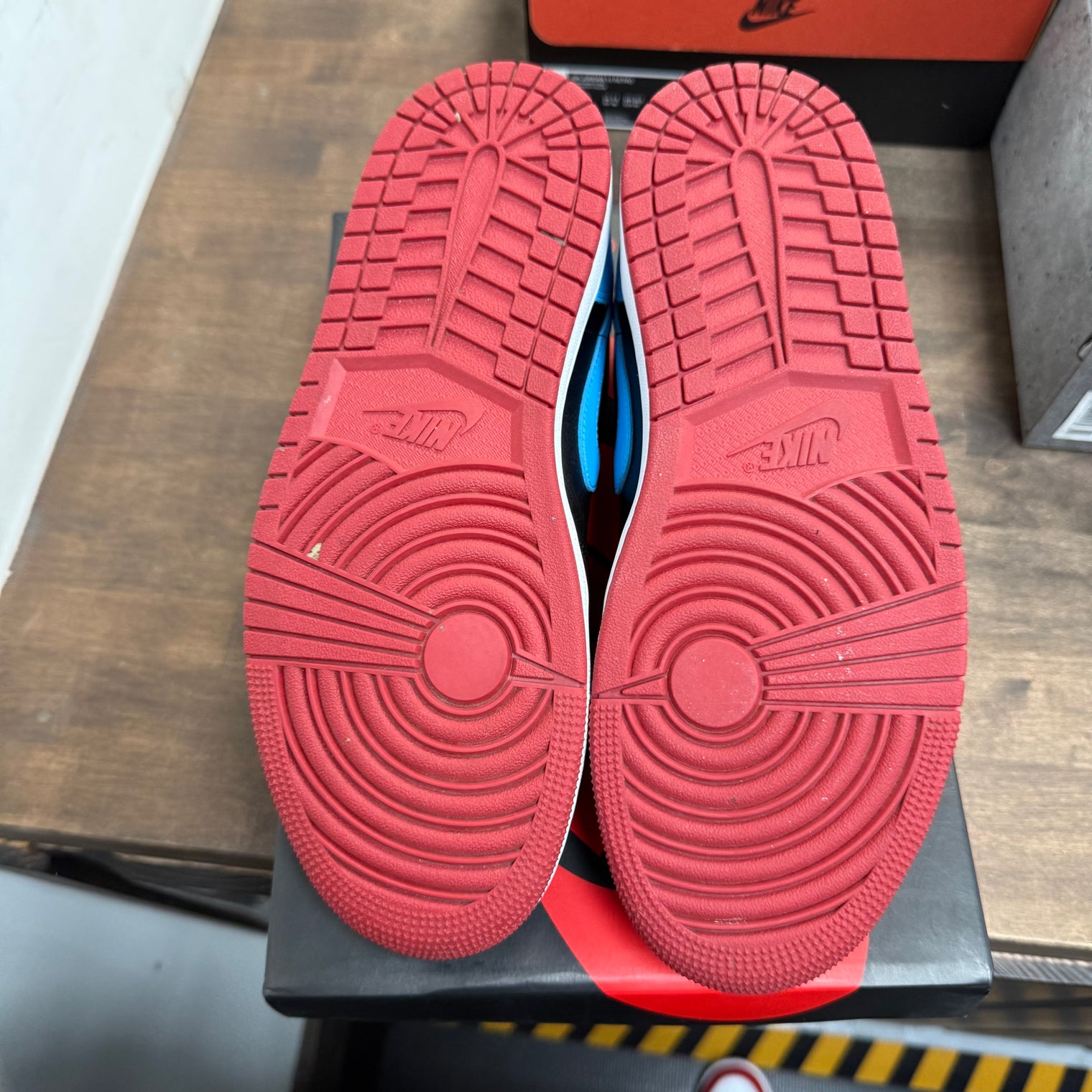 NC to Chi Jordan 1 Low (W) (USED)