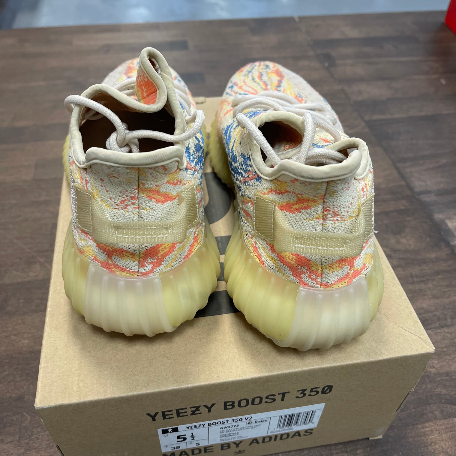 MX Oat Yeezy 350 (USED)