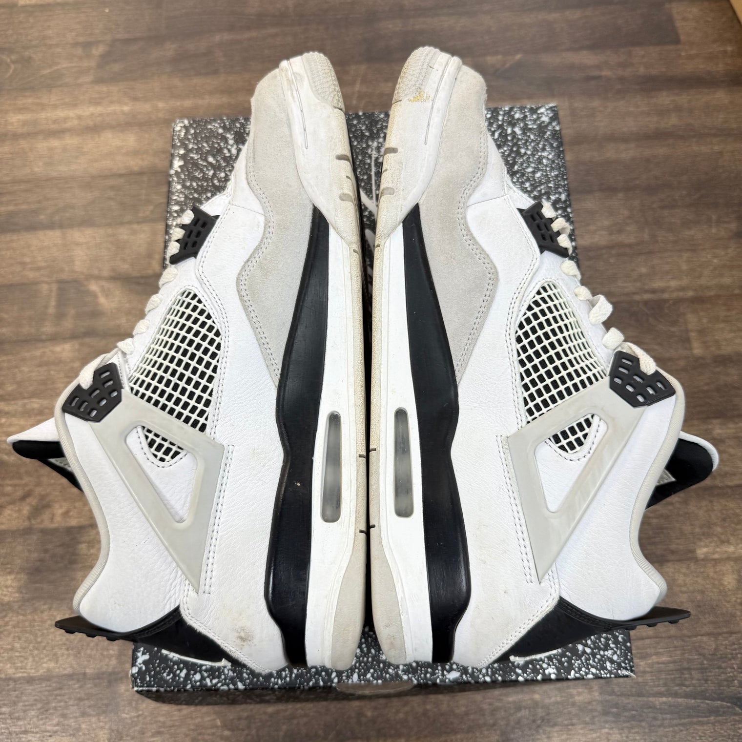 Military Black Jordan 4 (USED)