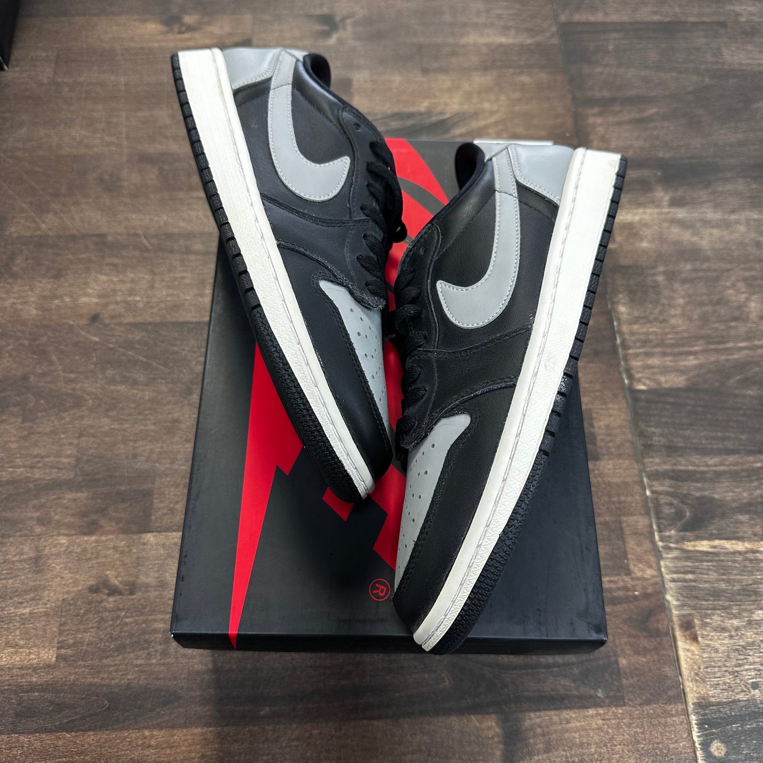 Shadow Jordan 1 Low (2015) (USED)