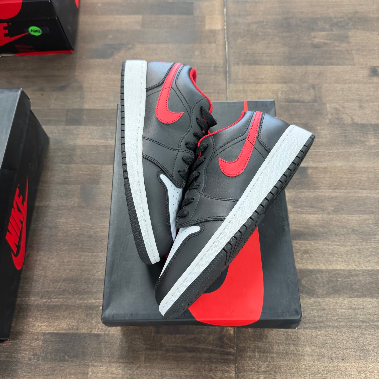 White Toe Jordan 1 Low (GS) (USED, Replacement Box)