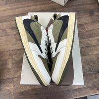 Medium Olive Travis Scott Jordan 1 Low OG SP (USED)