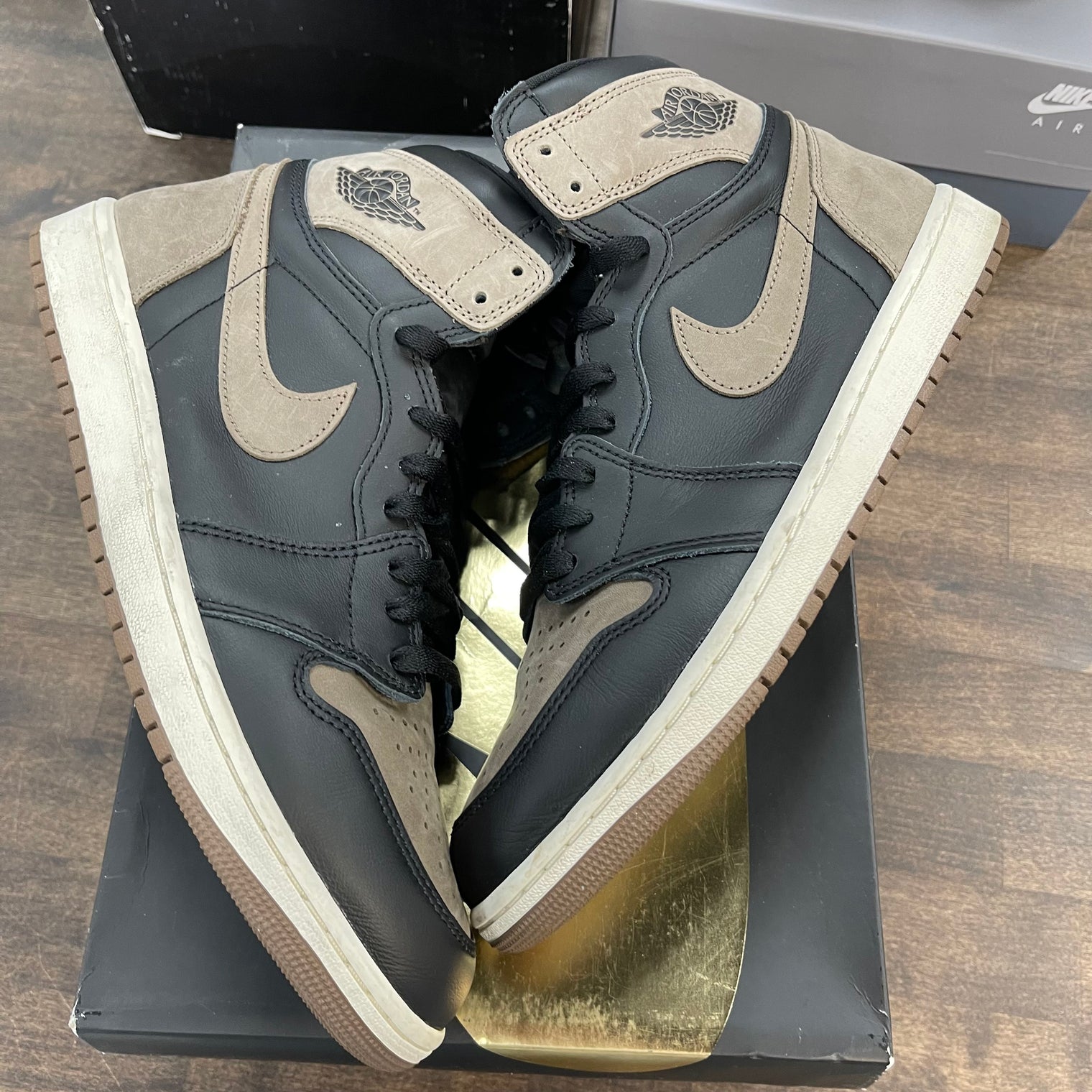 Palomino Jordan 1 High (USED)