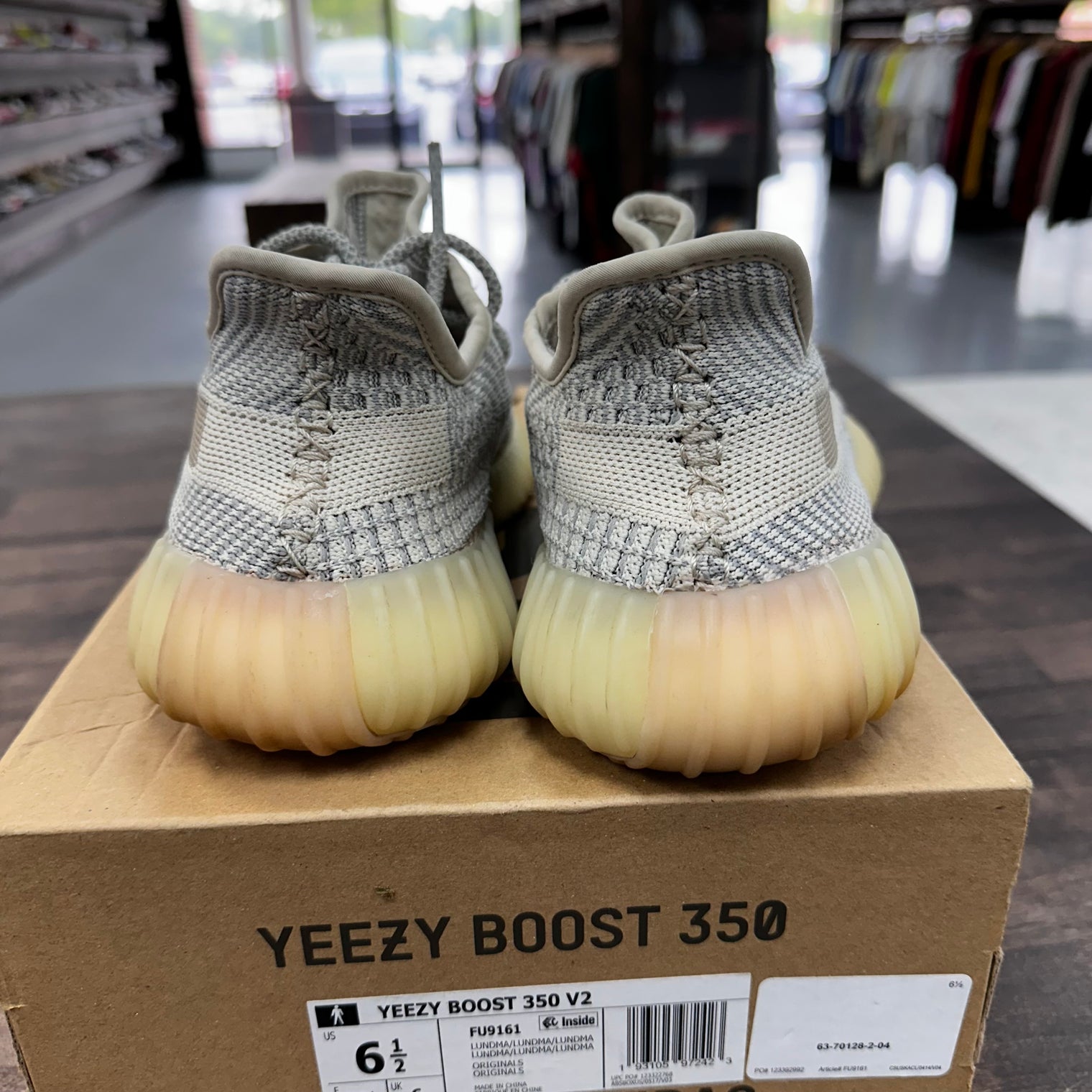 Lundmark Yeezy 350 (USED)