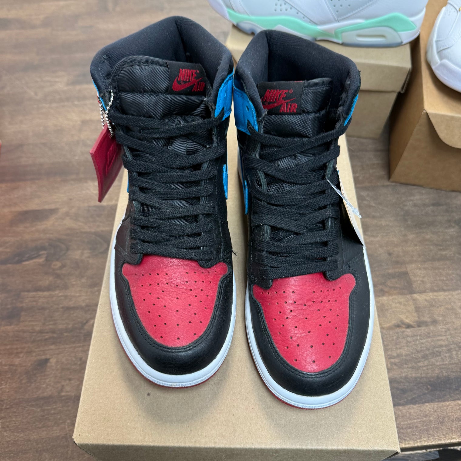 NC to Chi Jordan 1 High (W) (USED, No Box)