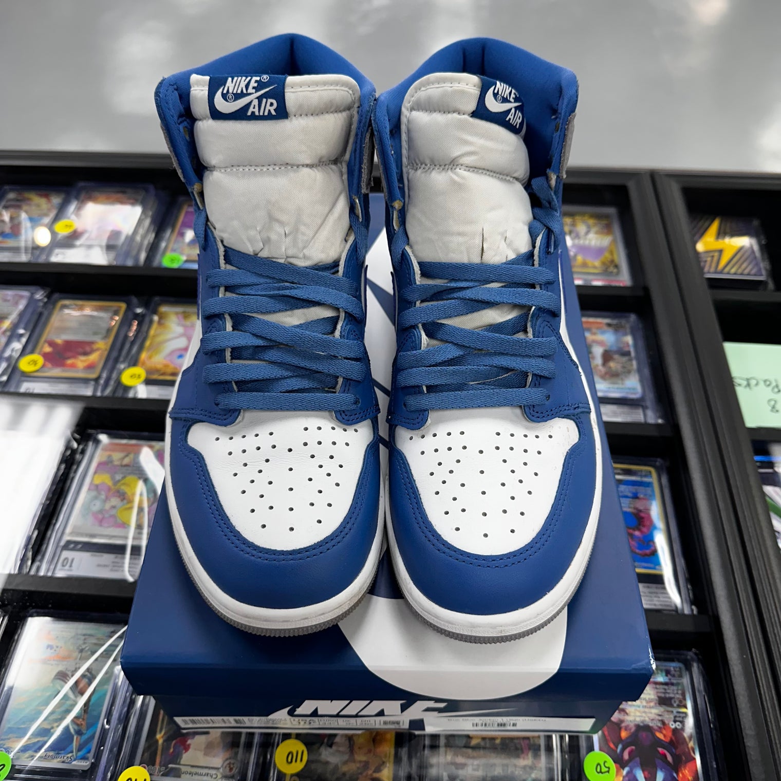True Blue Jordan 1 High (USED)