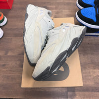 Salt Yeezy 700 (USED)