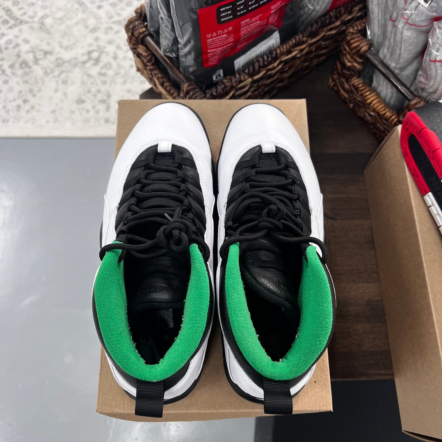 Seattle Jordan 10 (USED, No Box)
