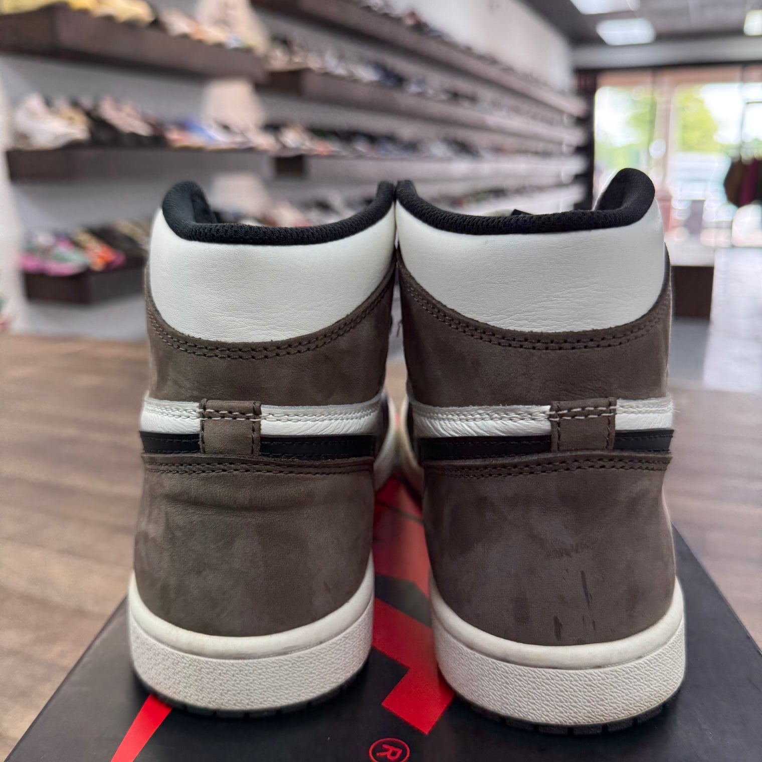 Mocha Jordan 1 High (USED)