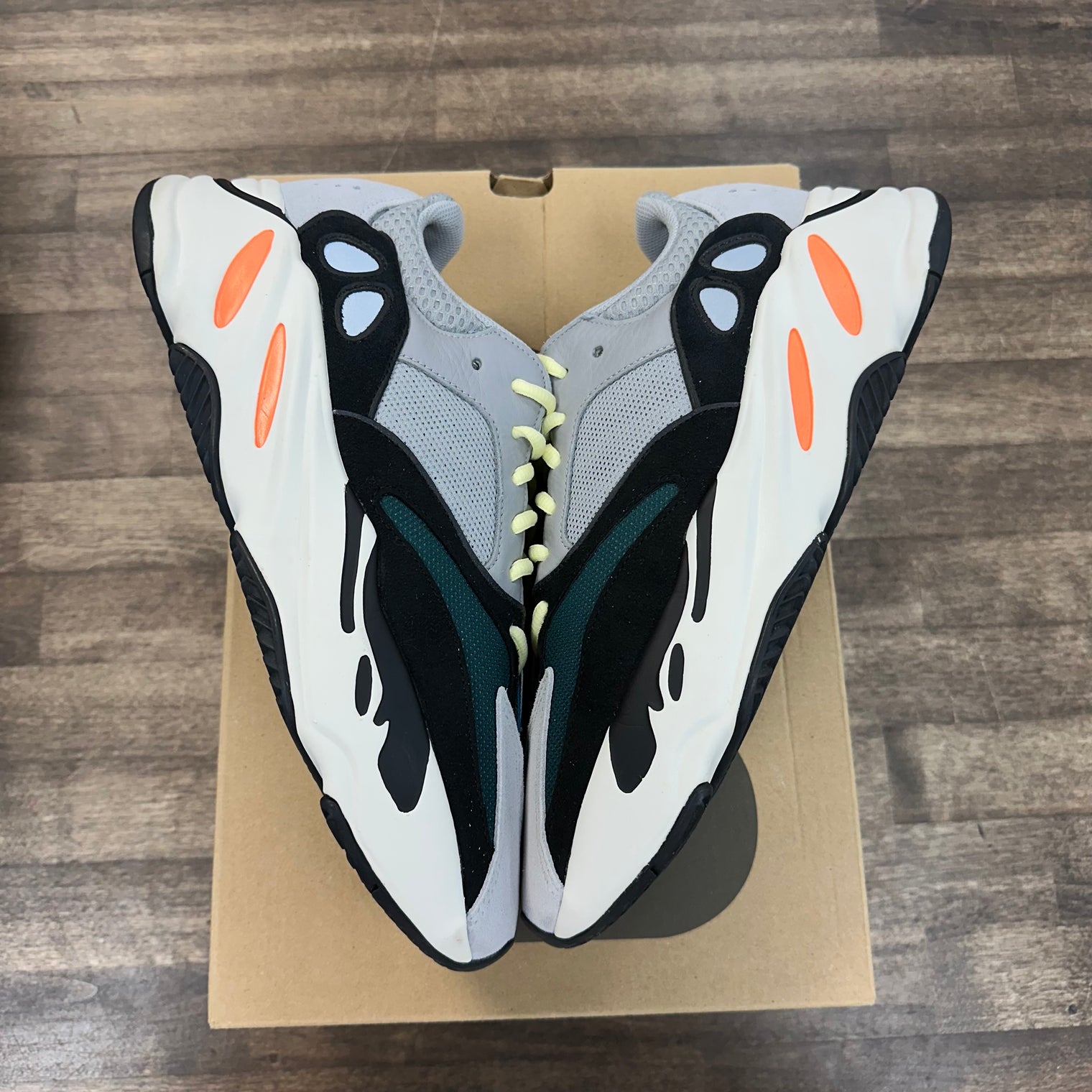 Wave Runner Yeezy 700 (Lightly Worn)